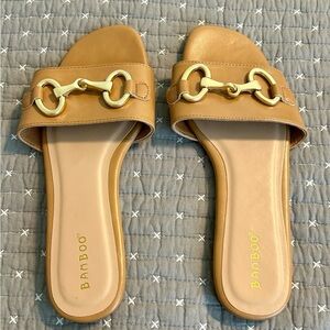 (Bundle 2 for $20) Women’s Bamboo Slides New- size 8.5